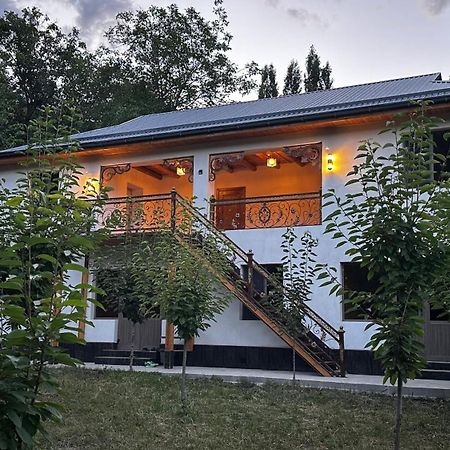 Hayat Guesthouse Nuratau Mountains Yukary-Ukhum Luaran gambar