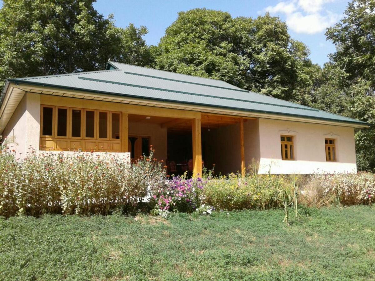 Hayat Guesthouse Nuratau Mountains Yukary-Ukhum Luaran gambar