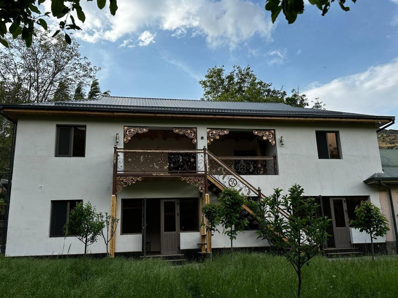 Hayat Guesthouse Nuratau Mountains Yukary-Ukhum Luaran gambar